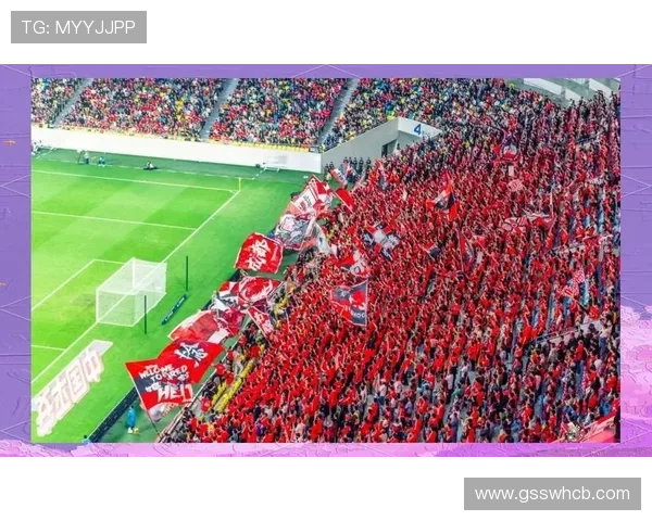 欧洲杯赛季氛围热烈,球迷热情共同见证足球盛宴 欧洲杯赛季氛围热烈,球迷热情共同见证足球盛宴