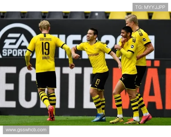 多特关键比赛表现问题逐步反映,对赛季走势形成制约 多特关键比赛表现问题逐步反映,对赛季走势形成制约